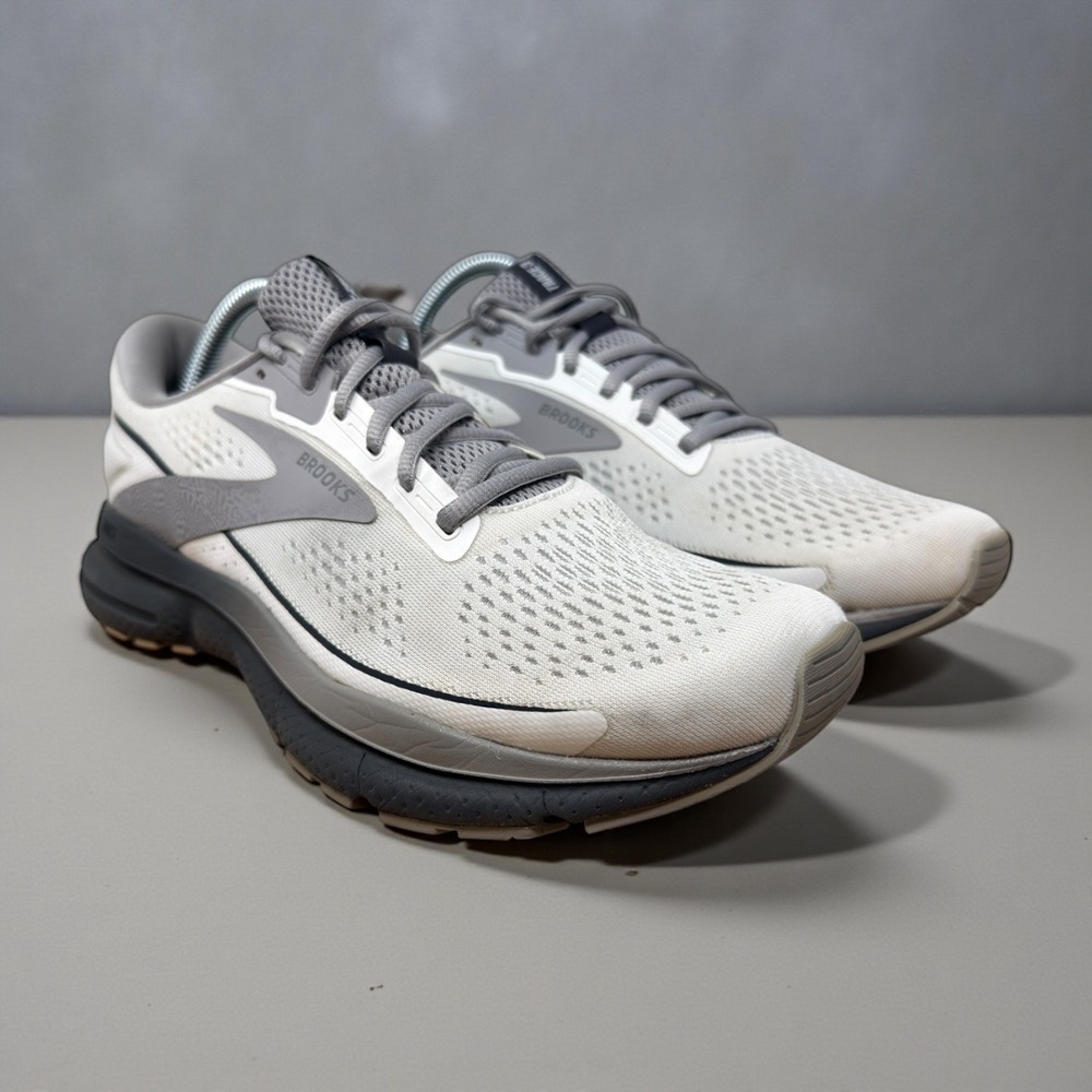 Brooks Trace 3 Mens 9.5 Shoes Gray Sneaker Running Gym Walking 1103881D180